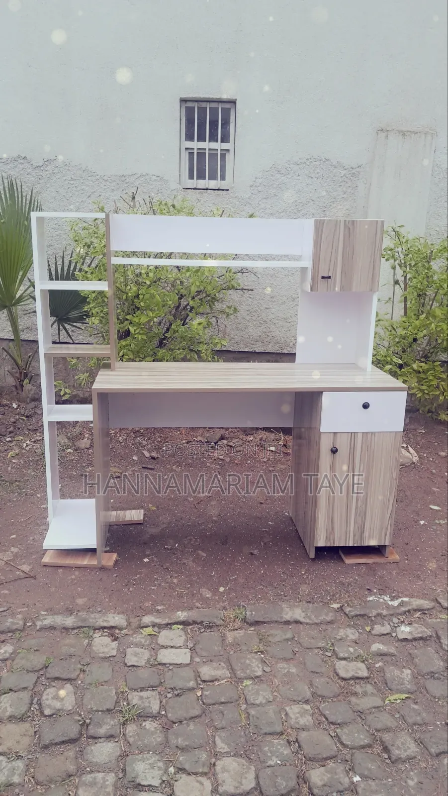 Reading Table
