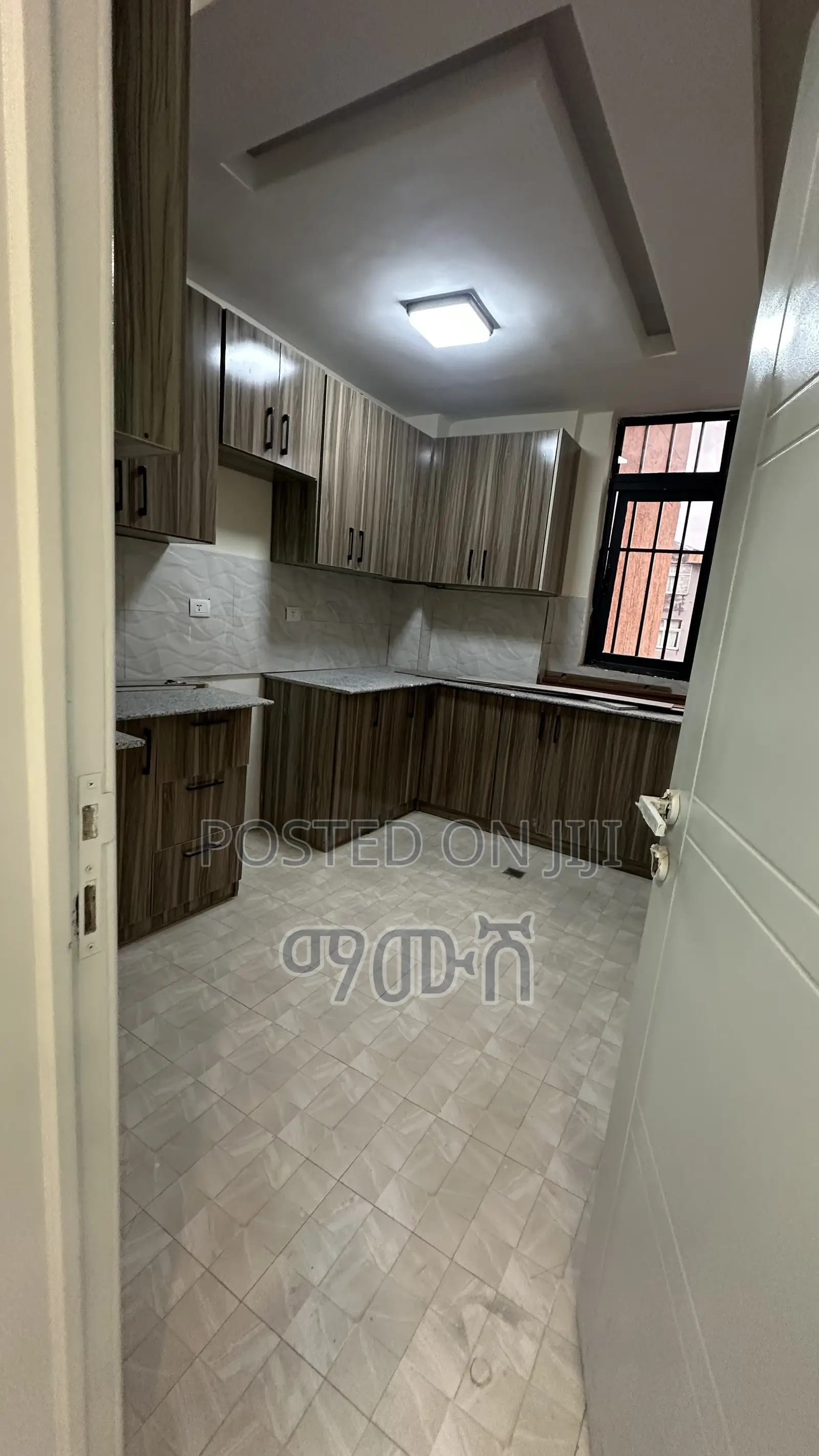 Furnished 3bdrm Condo in አያት 40/60 ኮንዶሚኒየም, Bole for sale