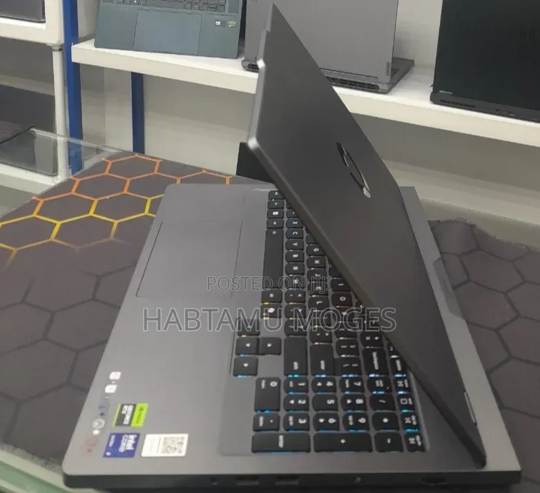 New Laptop Lenovo Legion 5 32GB Intel Core Ultra 9 SSD 1T