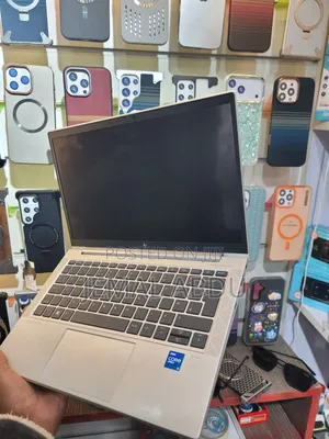 New Laptop HP Elite x360 830 G10 16GB Intel Core i5 SSD 512GB