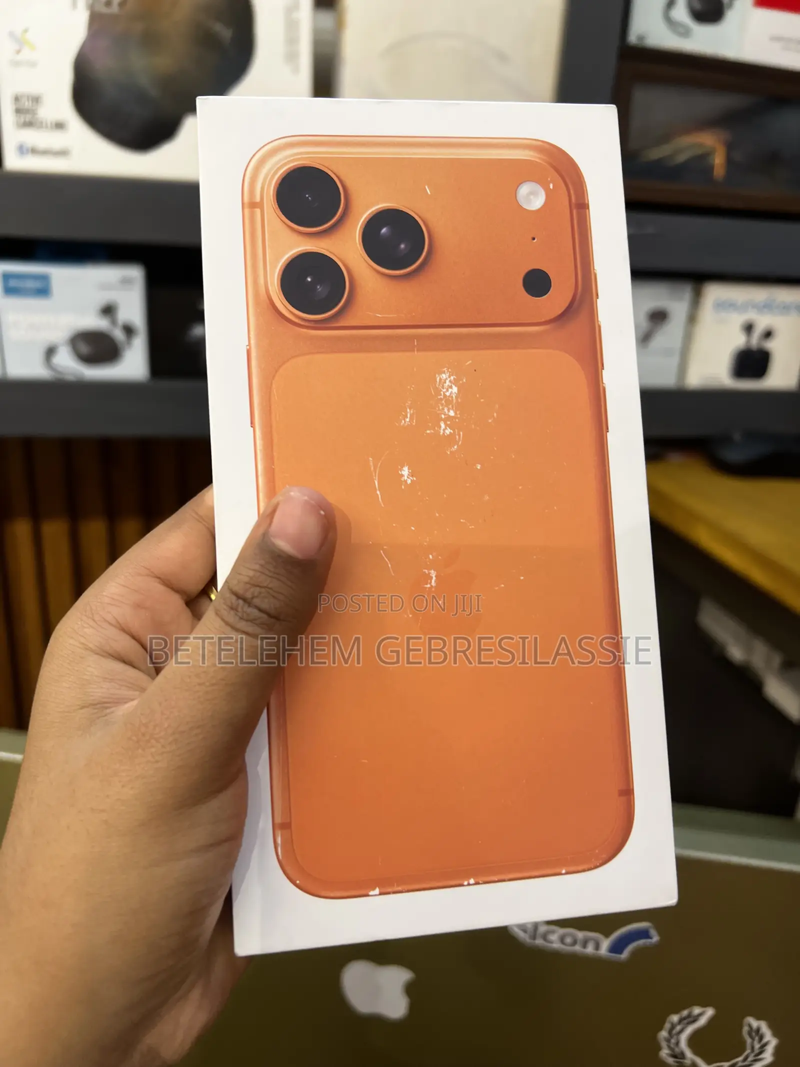 New Apple iPhone 17 Pro Max 256 GB Orange