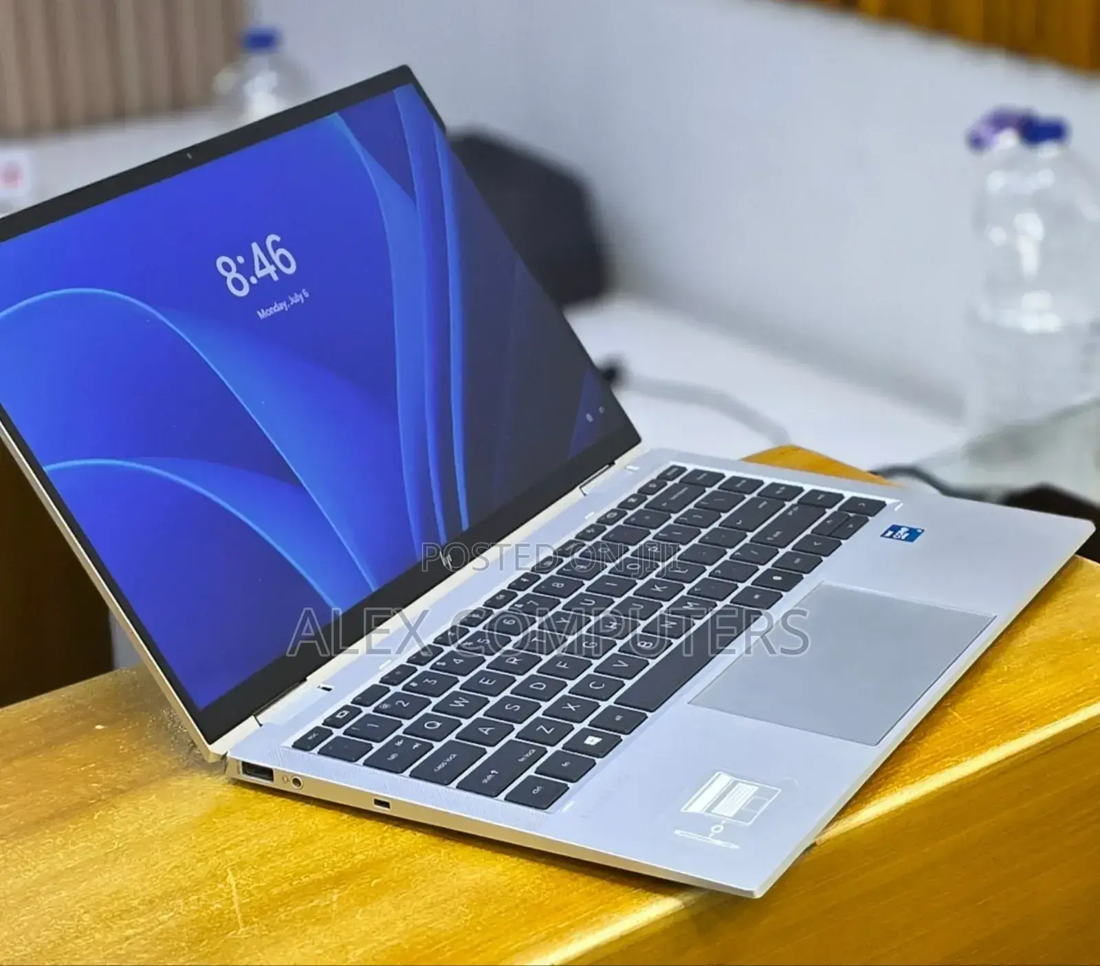 New Laptop HP EliteBook 1040 G8 16GB Intel Core i7 SSD 512GB