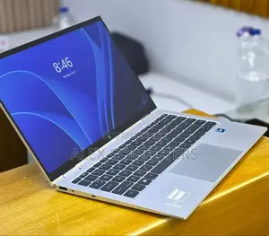 New Laptop HP EliteBook 1040 G8 16GB Intel Core i7 SSD 512GB