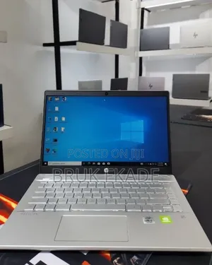 New Laptop HP Pavilion 14 16GB Intel Core i7 SSD 512GB