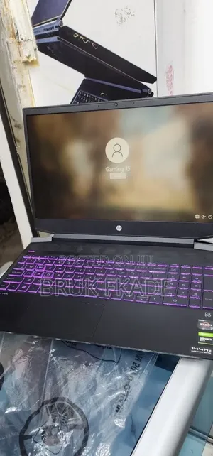 New Laptop HP Pavilion 15 16GB AMD Ryzen 7 SSD 512GB
