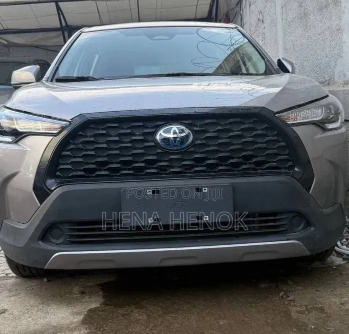 New Toyota Corolla Cross 2024 Gray