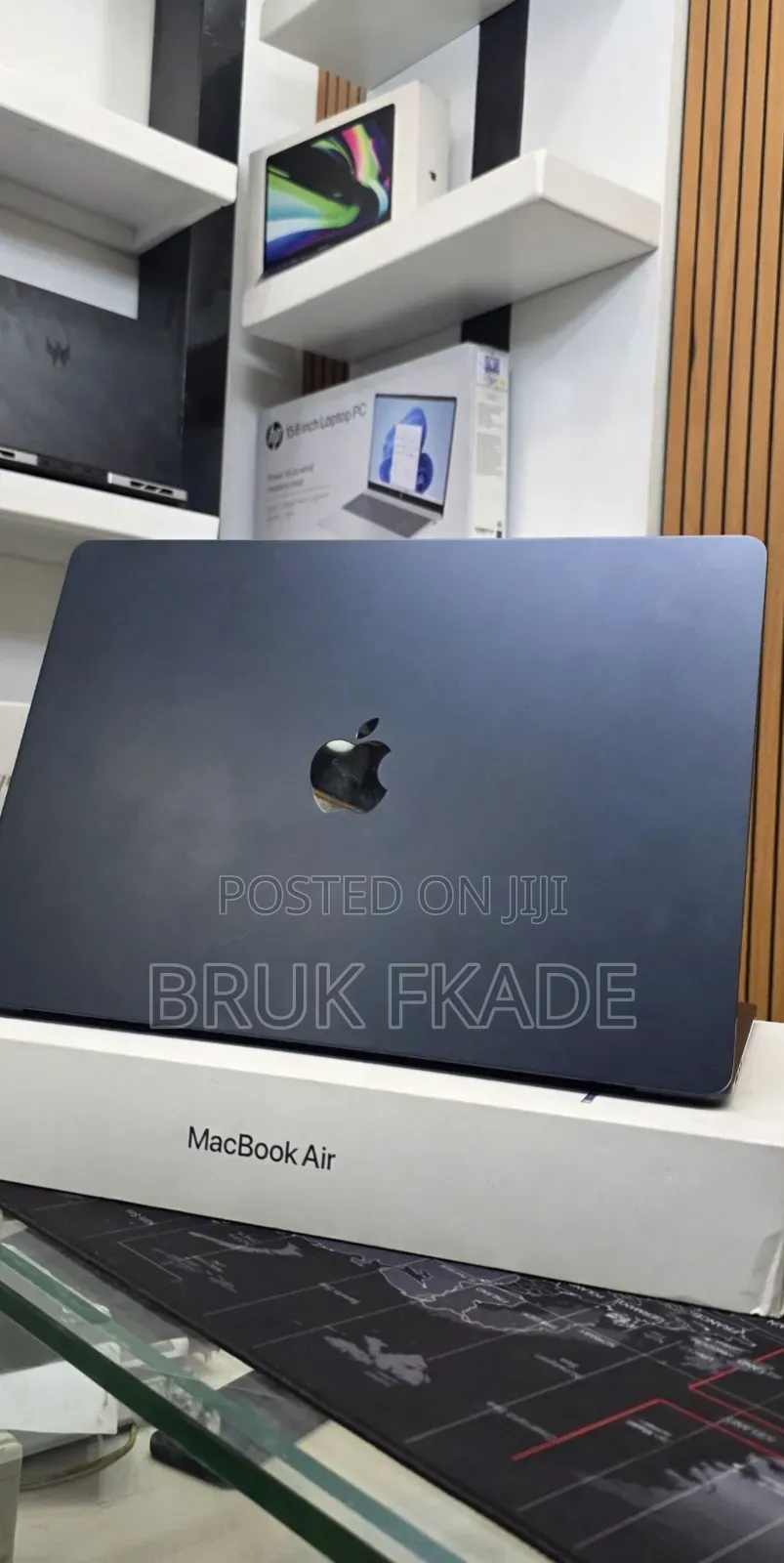 New Laptop Apple MacBook Air 2025 M4 16GB Apple M4 SSD 256GB