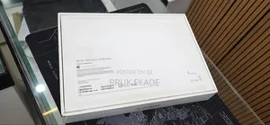 New Laptop Apple MacBook Air 2025 M4 16GB Apple M4 SSD 256GB