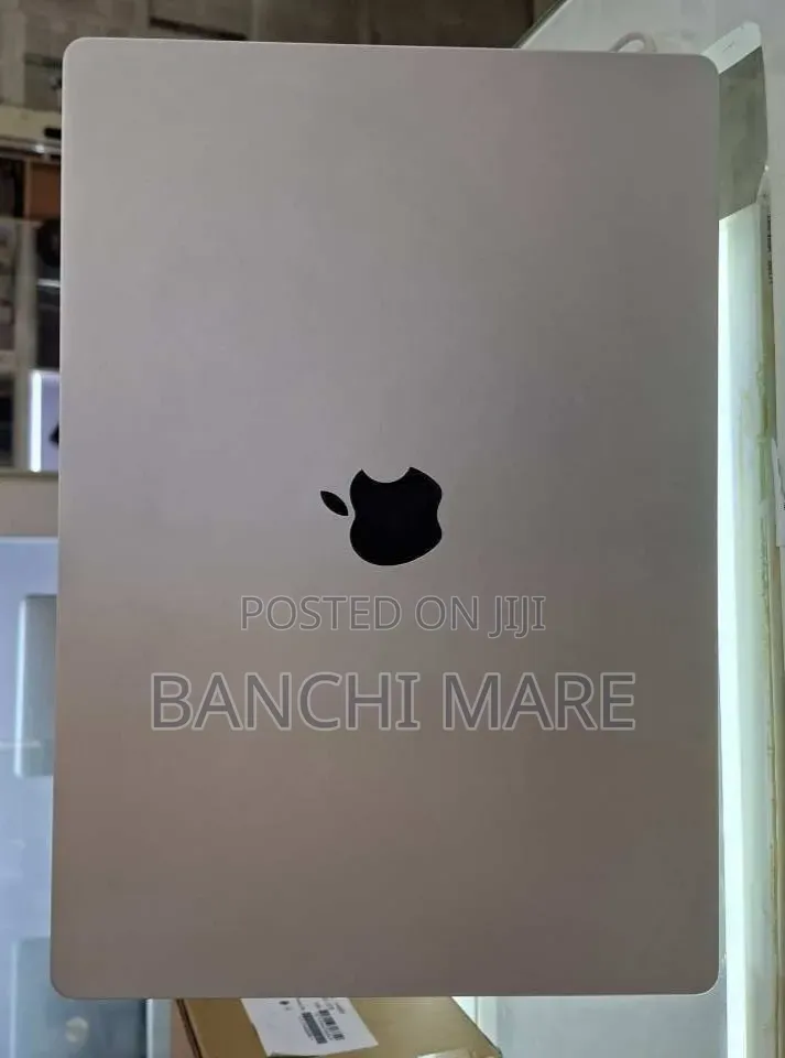New Laptop Apple MacBook Pro 2020 M1 16GB Apple M1 Pro SSD 1T