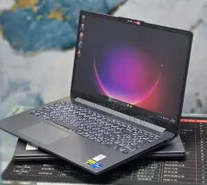 New Laptop Lenovo LOQ 15IRH8 16GB Intel Core i5 SSD 512GB