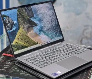 New Laptop Lenovo Thinkbook 14 16GB Intel Core Ultra 7 SSD 512GB
