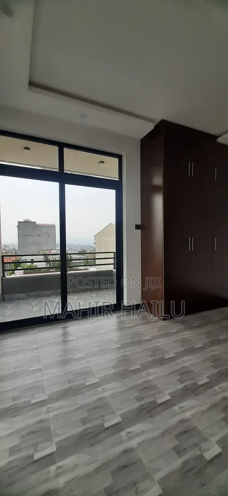 10bdrm House in G+3, Bole for rent