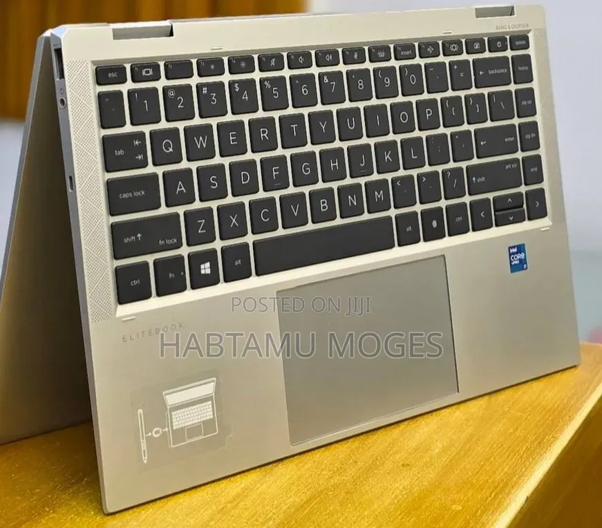 New Laptop HP EliteBook 1040 G8 16GB Intel Core i7 SSD 512GB