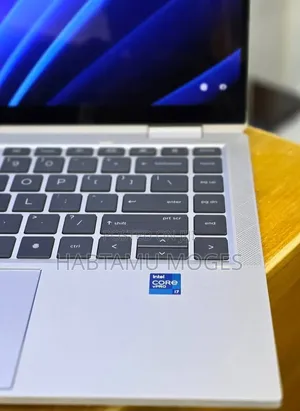 New Laptop HP EliteBook 1040 G8 16GB Intel Core i7 SSD 512GB