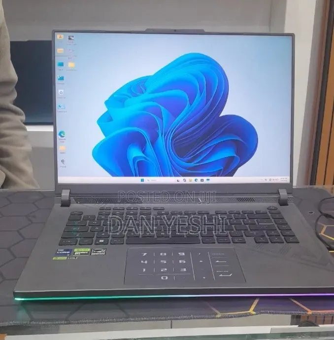 New Laptop Asus ROG Strix G16 G614 16GB Intel Core i9 SSD 1T