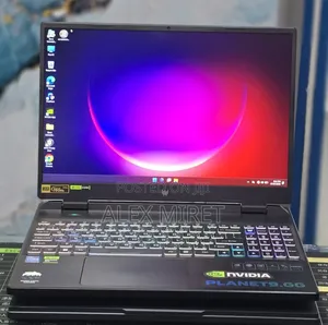 New Laptop Acer Predator Helios Neo 16 16GB Intel Core i7 SSD 512GB