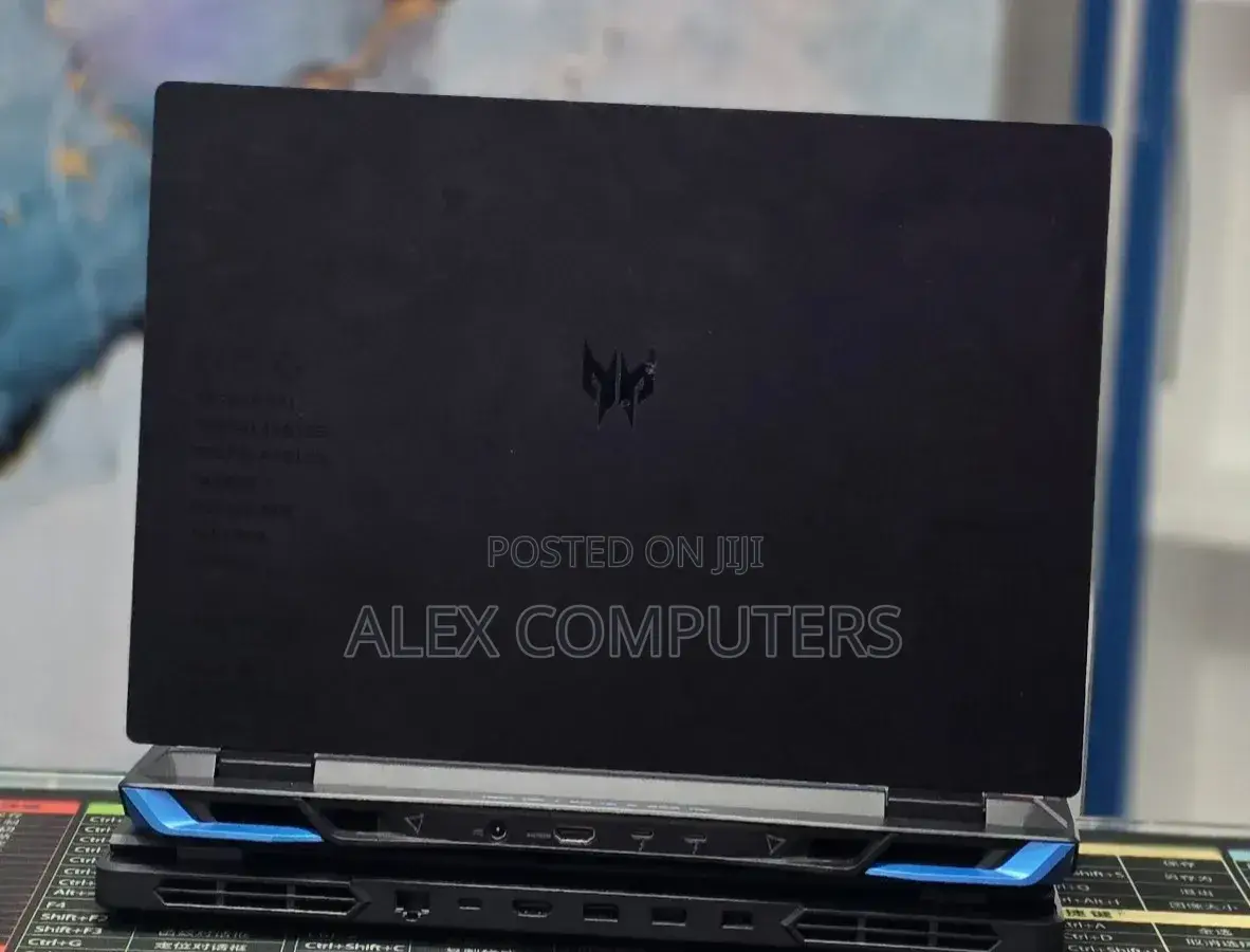 New Laptop Acer Predator Helios Neo 16 16GB Intel Core i7 SSD 512GB