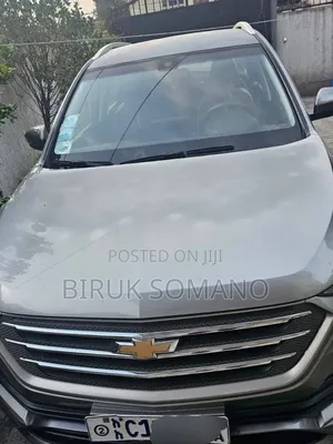 Chevrolet Captiva 2022 Silver