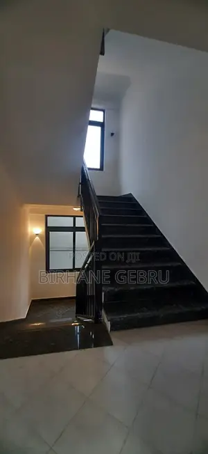 10bdrm House in G+3 House, Bole for rent