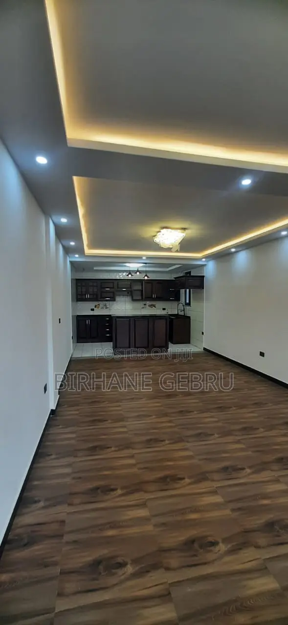 10bdrm House in G+3 House, Bole for rent