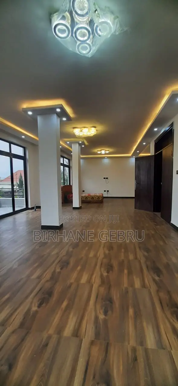 10bdrm House in G+3 House, Bole for rent