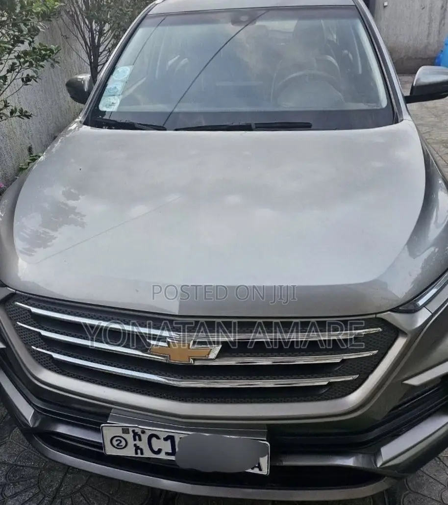 Chevrolet Captiva 2022 Gray