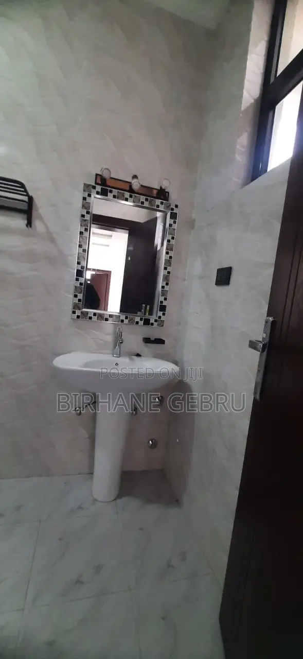 10bdrm House in G+3 House, Bole for rent