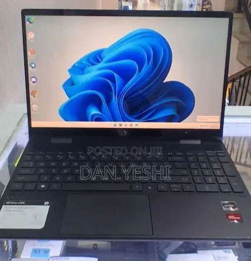 New Laptop HP Envy x360 24GB AMD Ryzen 7 SSD 512GB