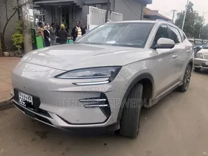 New BYD Song Plus 2024 White