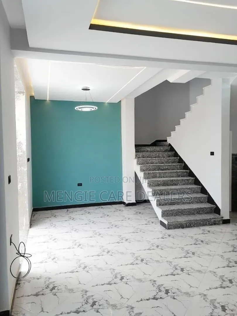 Furnished 4bdrm House in አያት, Yeka for sale
