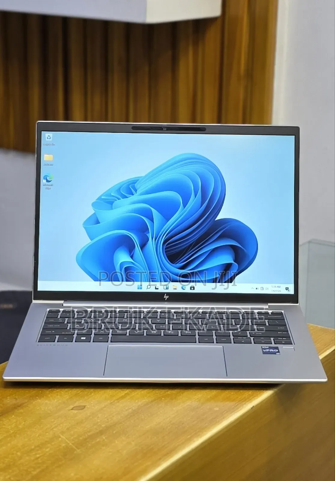 New Laptop HP EliteBook 840 G10 16GB Intel Core i7 SSD 512GB