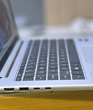New Laptop HP EliteBook 840 G10 16GB Intel Core i7 SSD 512GB