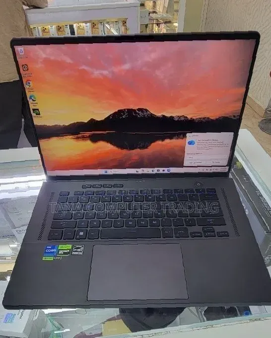 New Laptop Asus ROG Zephyrus G15 16GB Intel Core i7 SSD 512GB