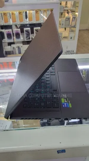 New Laptop Asus ROG Zephyrus G15 16GB Intel Core i7 SSD 512GB