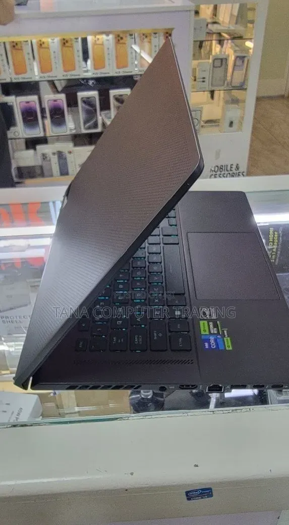 New Laptop Asus ROG Zephyrus G15 16GB Intel Core i7 SSD 512GB