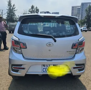 Toyota Agya 2021 Silver