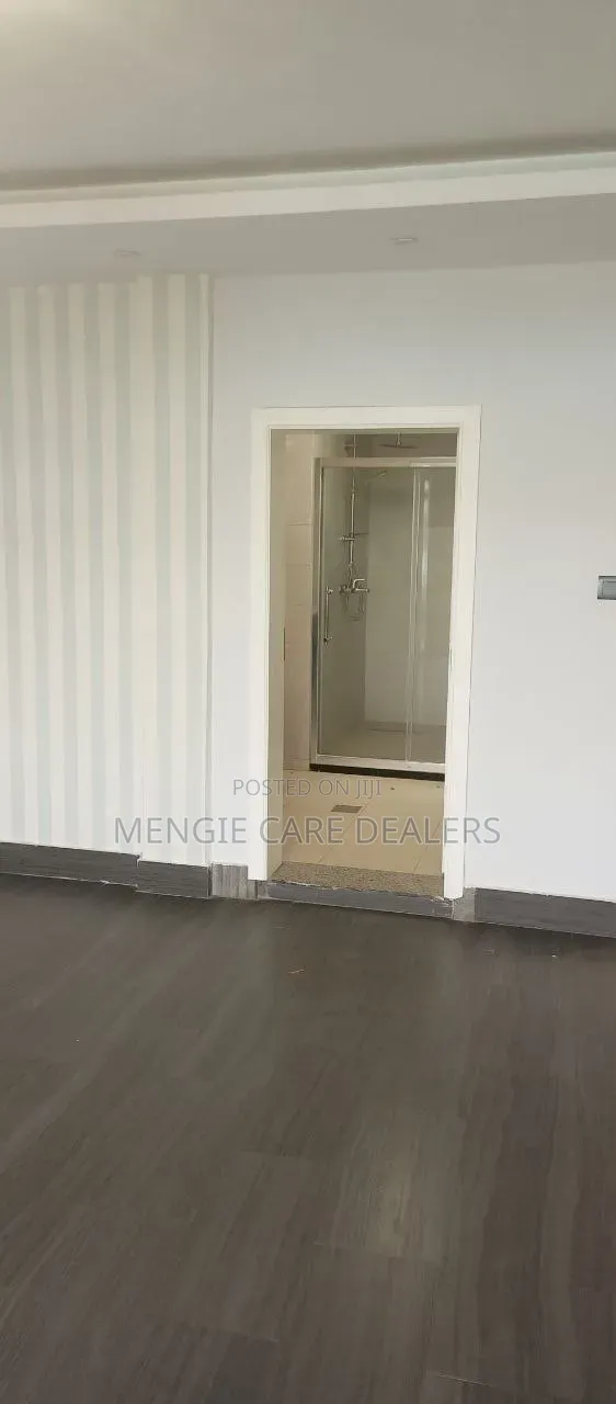 Furnished 6bdrm House in Yeka for sale