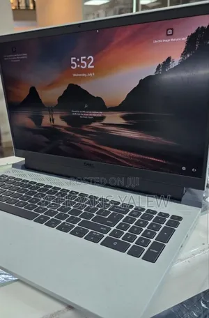 New Laptop Dell G15 5535 16GB Intel Core i7 SSD 512GB