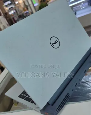 New Laptop Dell G15 5535 16GB Intel Core i7 SSD 512GB