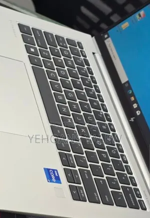 New Laptop HP EliteBook 840 G9 16GB Intel Core i7 SSD 512GB