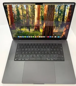New Laptop Apple MacBook Pro 2023 M3 18GB Apple M3 Pro SSD 512GB