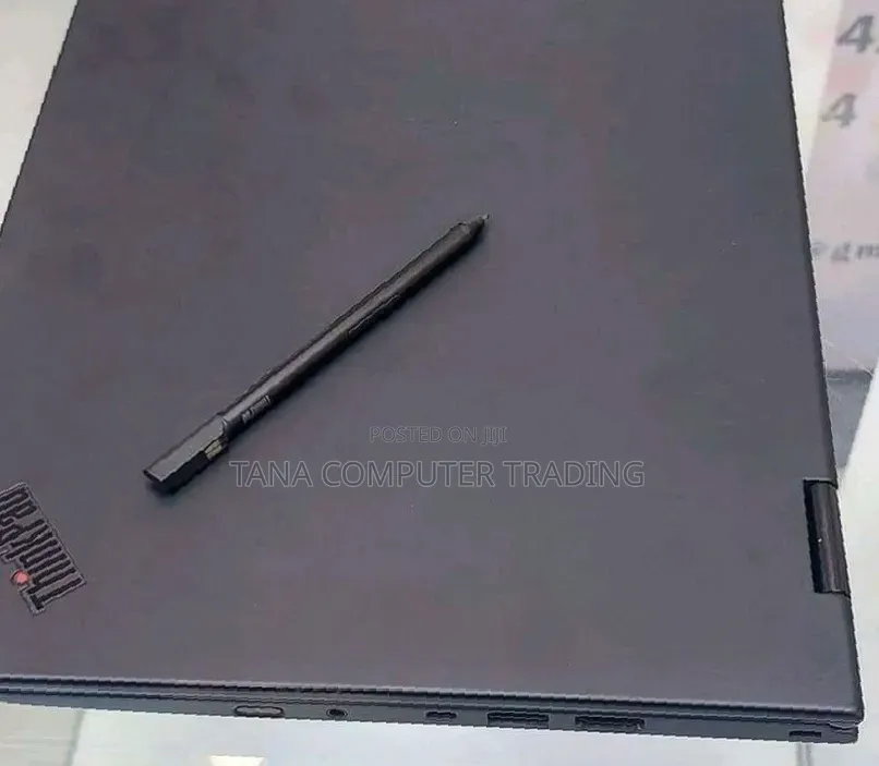 New Laptop Lenovo Yoga 330 16GB Intel Core i5 SSD 512GB