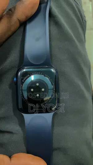 Apple Series 6 Smart Watch