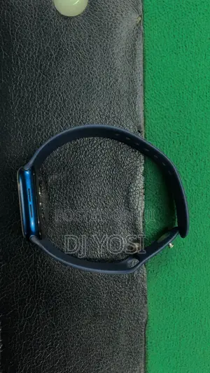 Apple Series 6 Smart Watch