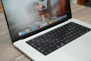 New Laptop Apple MacBook Pro 16GB Apple M1 Pro SSD 512GB