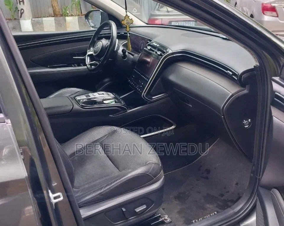 Hyundai Tucson Hybrid 2022 Gray