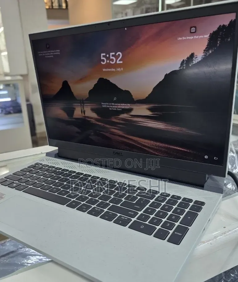 New Laptop Dell G15 5515 16GB Intel Core i7 SSD 512GB