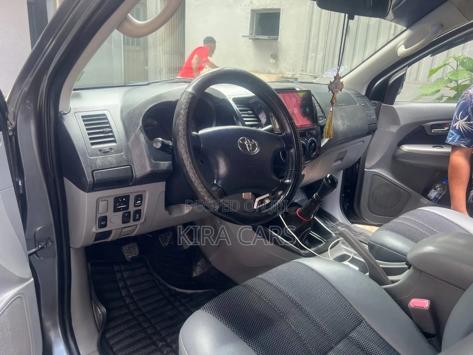 Toyota Hilux 2010 Gray