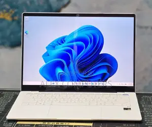 New Laptop HP OmniBook 5 14" 16GB Qualcomm Snapdragon X Elite SSD 1T