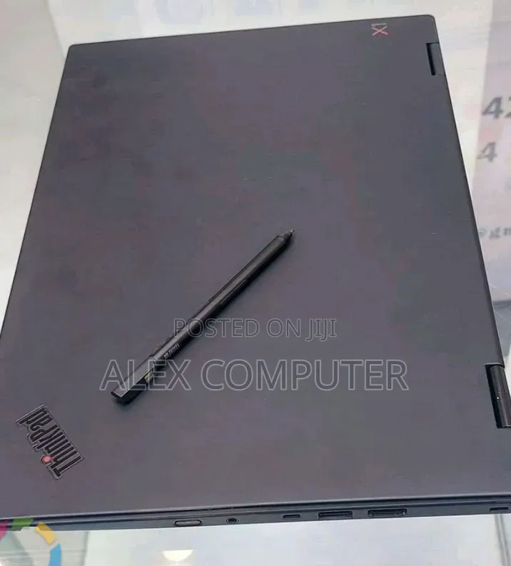 New Laptop Lenovo ThinkPad X390 Yoga 16GB Intel Core i7 SSD 512GB